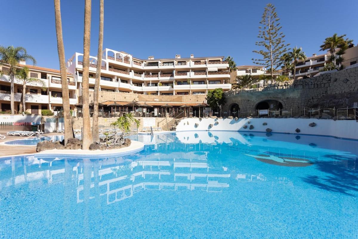 Green Oasis With Pool Access In Amarilla Golf San Miguel de Abona Buitenkant foto